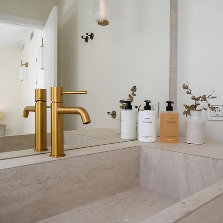 شقة Extravagant Newly Renovated Penthouse With Sea Views ماربيا