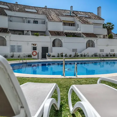 Lejlighed Extravagant Newly Renovated Penthouse With Sea Views *