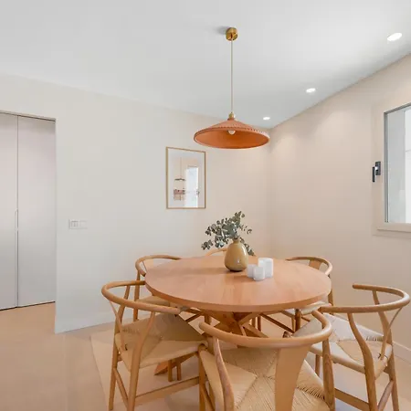 Extravagant Newly Renovated Penthouse With Sea Views