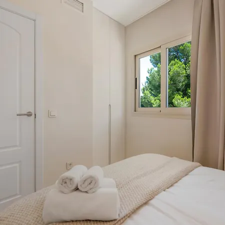 Extravagant Newly Renovated Penthouse With Sea Views Marbella