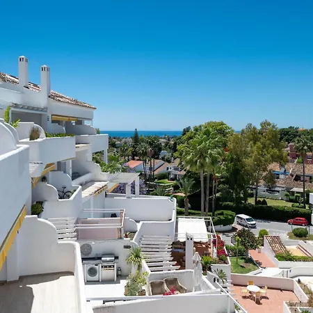 Extravagant Newly Renovated Penthouse With Sea Views ماربيا