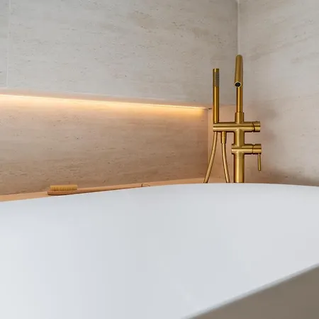 Lägenhet Extravagant Newly Renovated Penthouse With Sea Views *