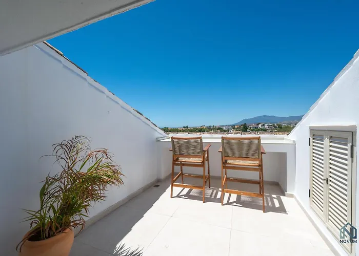 Extravagant Newly Renovated Penthouse With Sea Views Lägenhet Marbella