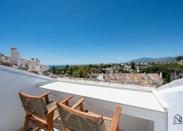 Extravagant Newly Renovated Penthouse With Sea Views Apartment *