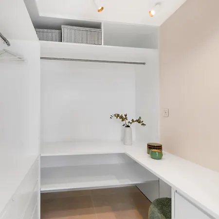 Apartmán Extravagant Newly Renovated Penthouse With Sea Views