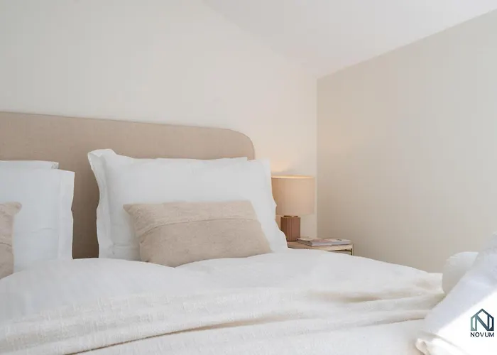 Apartmán Extravagant Newly Renovated Penthouse With Sea Views *